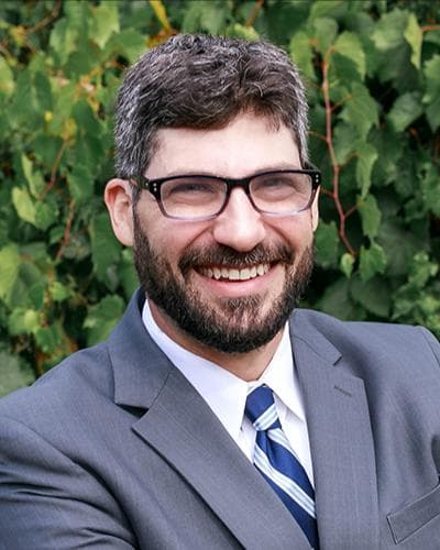 Rep. Geoff Luxenberg headshot